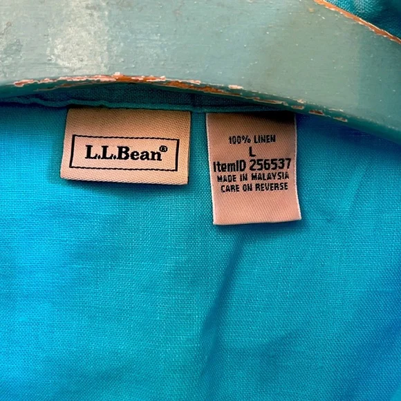 L.L. Bean Women’s 100% Linen Short Sleeve Button Down Shirt - Picture 2 of 5